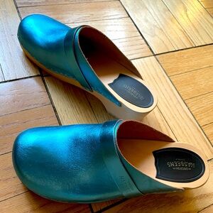 Swedish Hasbeens Metallic Blue Clogs